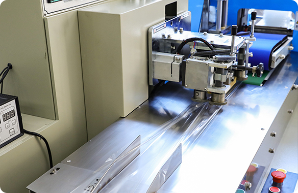 Dual-Roller Continuous Hardware Packaging Machine KD-350