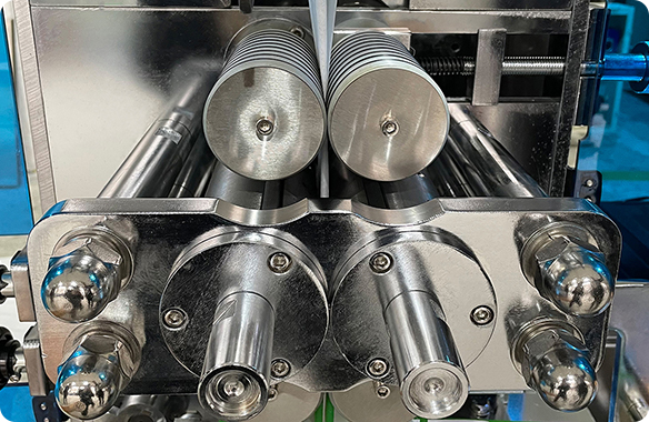 Vertical Fold 10pcs Wet Wipes Machine JBK-260S