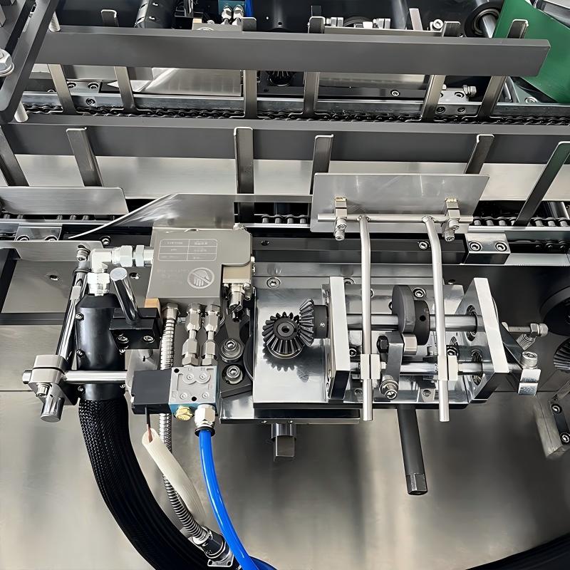 High-Speed Tongue-Insertion Box Sealer HY-130B